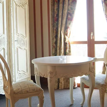 Ξενοδοχείο Chateau De La Tour
