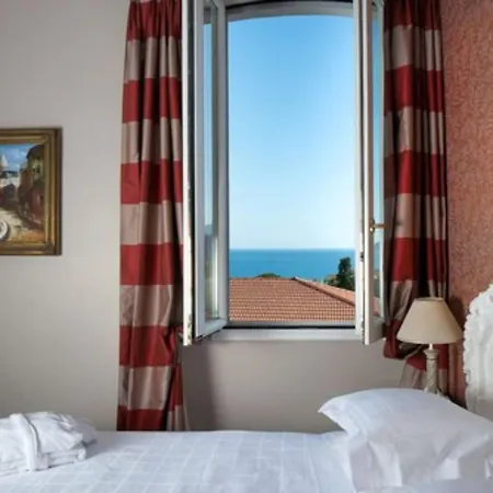 Chateau De La Tour Hotell Cannes