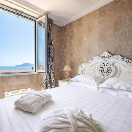 Chateau De La Tour Hotell Cannes