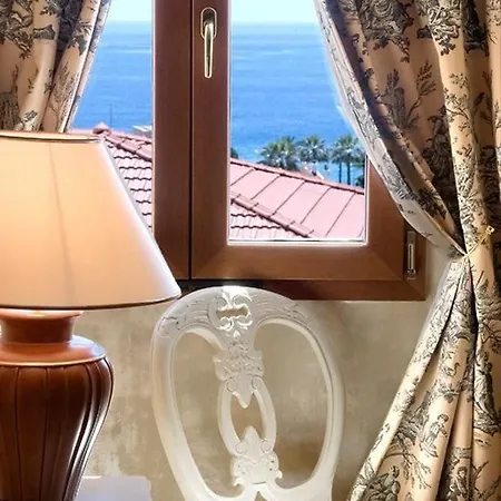 Chateau De La Tour Hotell Cannes